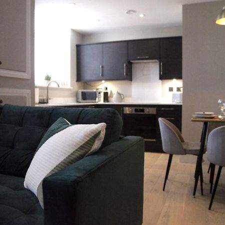 Pass The Keys Apartment 3 Old Conservative Club In Historic Town Caernarfon Eksteriør billede