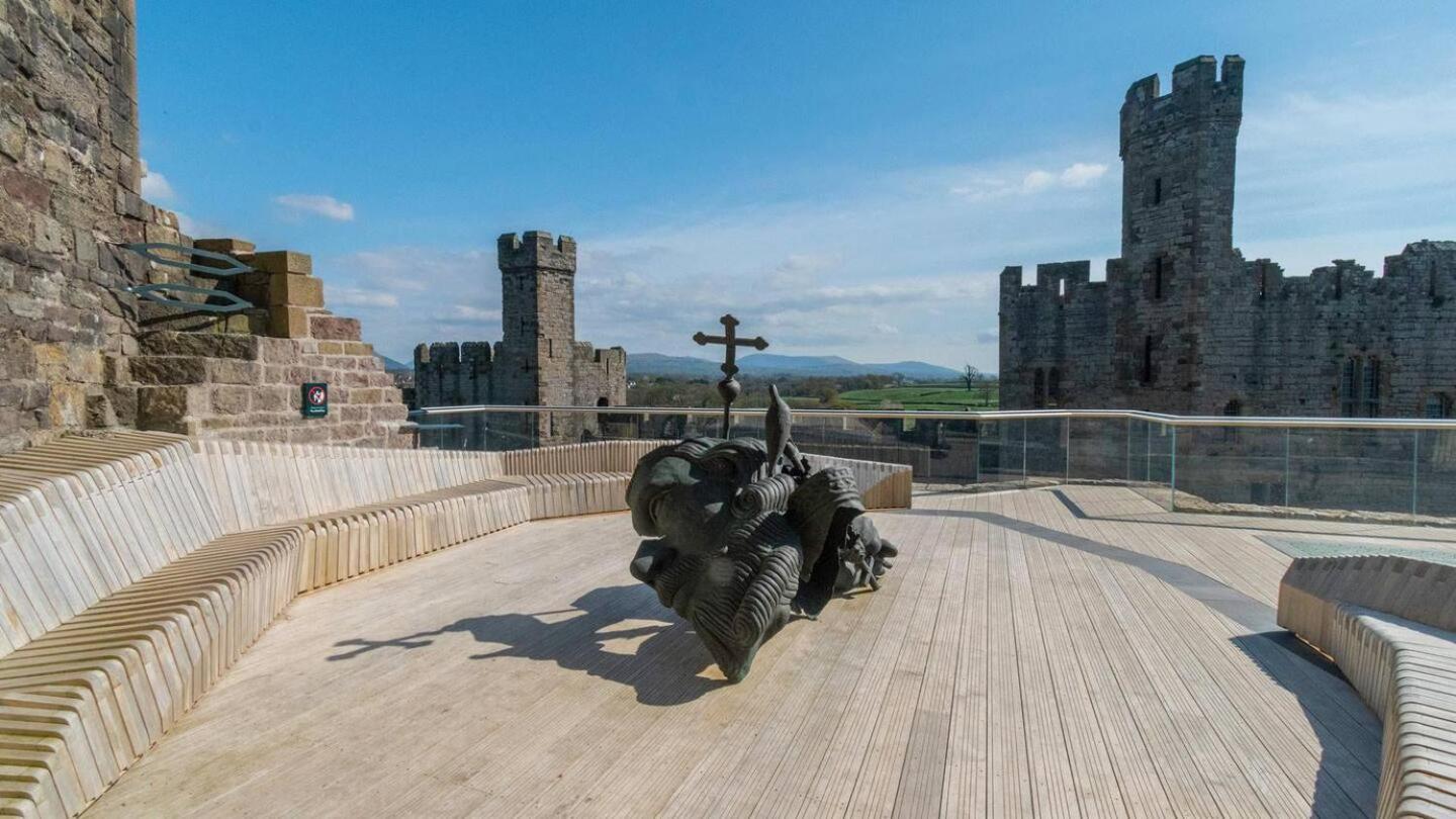 Pass The Keys Apartment 3 Old Conservative Club In Historic Town Caernarfon Eksteriør billede